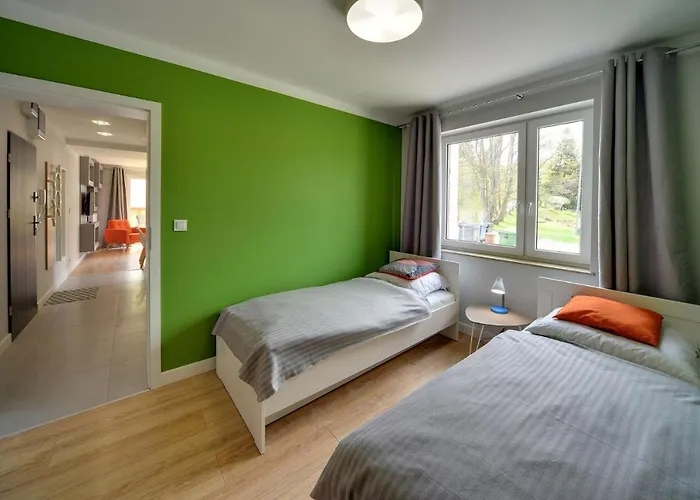 Invest Warynskiego 12 Apartment *